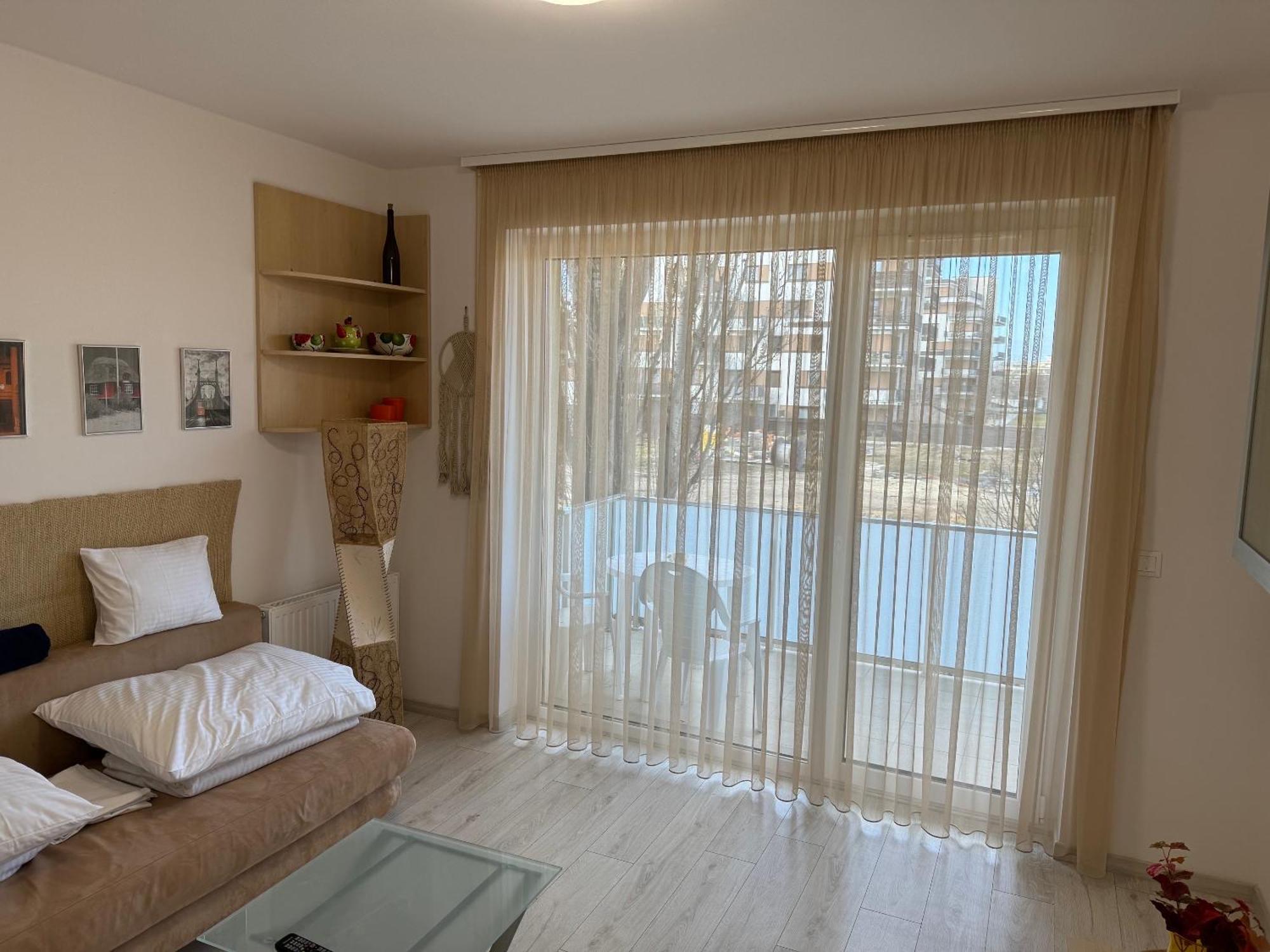 Luxury Cordia Apartment With Free Parking Будапеща Екстериор снимка