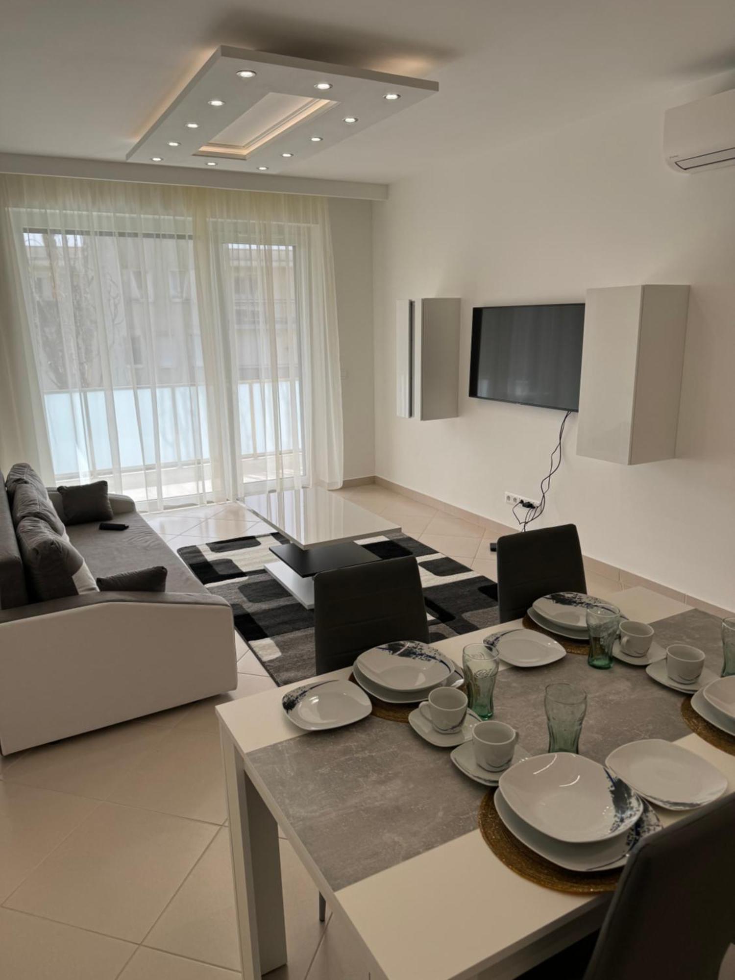Luxury Cordia Apartment With Free Parking Будапеща Екстериор снимка